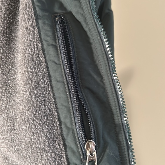 L.L. BEAN WINTER JACKET MENS L - Picture 5 of 7